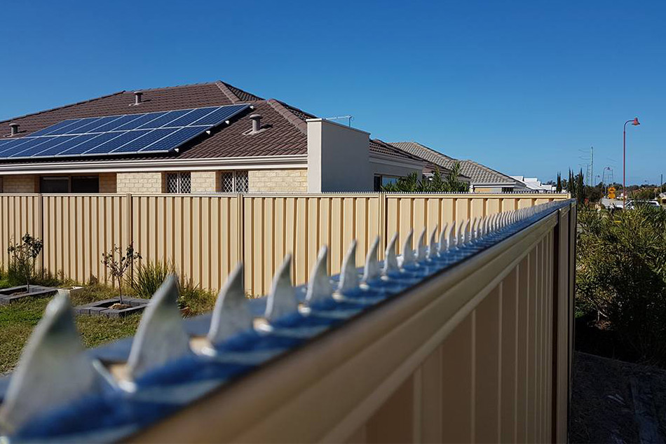 Оградата може да е сериозно препятствие срещу зложелатели