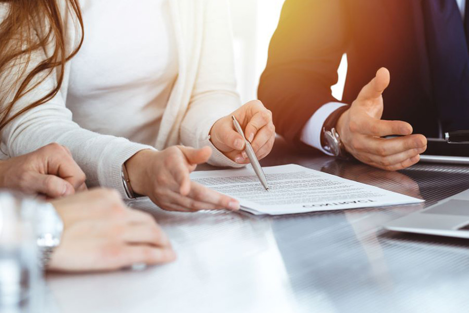 Вписването на всички разходи в договор е наложително